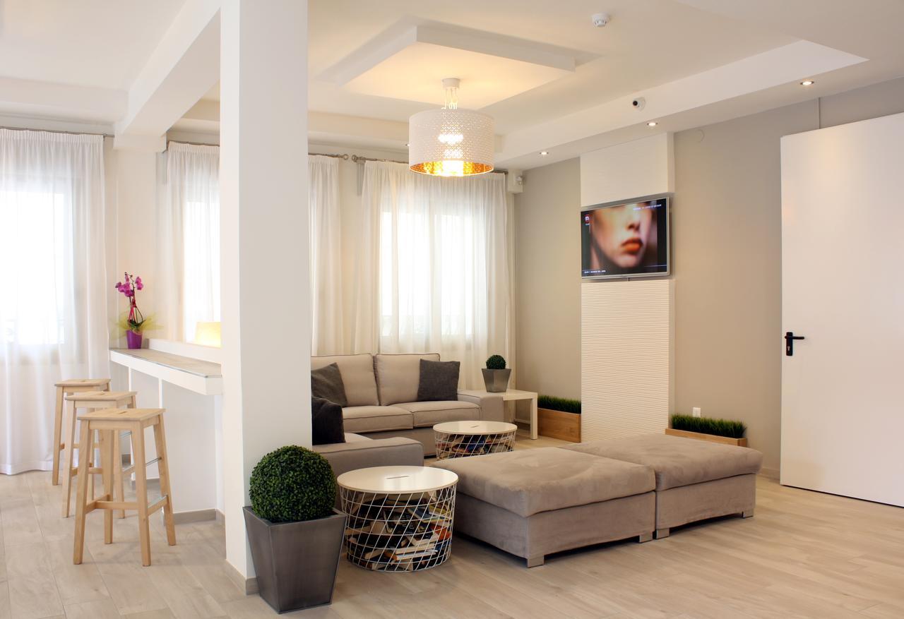 Hotel Helga Каорле Екстериор снимка
